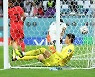 [월드컵] 한국, 가나 크로스 2번에 2실점…전반 0-2 뒤져