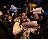 중국 정부, 코로나 봉쇄 반대 시위 확산 부정…"방역 성공 믿어"