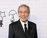 "골든글로브 수상한 '오겜' 오영수, 강제추행 혐의 기소" 외신 보도 이어져