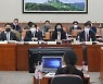 '노란봉투법' 국회 검토보고서 "위법쟁의에 손배 청구 제한 가능성"