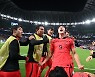멀티골에도 고개 숙인 조규성… “팬들께 죄송”