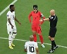 英 BBC “테일러 주심, 휘슬로 한국의 희망을 뺏었다”