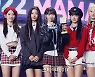 [포토]르세라핌, 페이보릿 뉴 아티스트상 영예