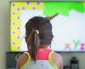"TV 많이 보는 아이, 커서 '도박 중독' 위험"