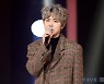 [포토] 정동하, '귀 호강시키는 멋진 무대'