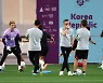 대표팀 중심에 선 벤투 감독