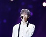 빅나티, '2022 MMA' 베스트 뮤직스타일상→컬래버레이션상 2관왕…"스무 살 마지막 낭만적"
