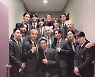 바다, 세븐틴에 살짝 껴도 티 안나…약속 지킨 아이돌 시조새