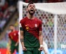 [카타르 WC 이슈] '우루과이전 멀티골' 포르투갈 MF, 레알 마드리드가 부른다…"이적 열려있어"