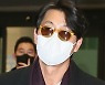 [포토] 정우성, '마스크 뚫고 나오는 잘생김'