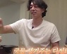 공유, 이러니 ‘유죄인간’..스태프 챙기는 다정한 면모 “빨리 먹어♥”