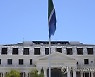 SOUTH AFRICA GOVERNMENT CRISIS
