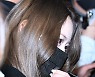 르세라핌 사쿠라, 백옥피부 뽐내며 [포토엔HD]