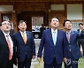 尹대통령, 김기현과 최근 만찬 회동…與의원들과 잇단 스킨십