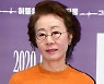 이승기 이어 윤여정도 떠난다… 후크 결별설 부인 한 달 만