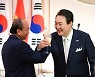 전통주 함께 마시는 한-베트남 정상