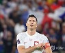 [월드컵] '만 34세' 레반도프스키, 월드컵 또 도전?…"신체적 문제없어"