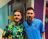 [월드컵] 아르헨티나에 진 호주 선수들, 패배 후 메시에게 '사진 찍자'