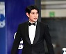 이정후, '골든글러브 레드카펫 시선 한 몸에' [사진]