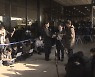 [영상구성] 이재명 검찰 출석…준비한 입장문 읽은 뒤 조사실로