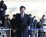 이재명 "천화동인 1호 소유? 터무니없는 모략"…진술서에서 혐의 모두 부인