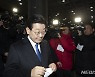이재명 檢수사 공방…여 "李, 뻔뻔한 정치인" VS 야 "檢, 편파·망신주기 수사"