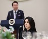 김 여사, 이번엔 국무위원 배우자 20여명 관저로 초청해 오찬