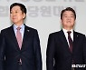 앞서는 安…당대표 적합도, 金에 오차범위 내 우세(종합2보)