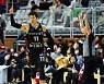 '3점차 추격 3점포' 양홍석[포토]