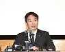 우리금융 임종룡 회장 내정…이복현 금감원장 “지배구조 개선 기대”