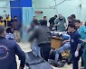 부상자로 응급실 가득차…“구조에 어려움”