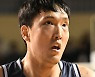 이적생 이종현의 부활 날갯짓…KCC ‘6강 불씨’ 활활