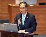 한총리, '김여사 檢소환' 묻자 "한번 있었다"→"없었다" 답 바꾼 이유
