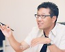 ‘이수만 퇴진’ SM 내분 심화…카카오 2대 주주되면서 법적 소송 예고