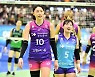 포효한 김연경 “어렵게 잡은 1위 등극 기회, 놓치고 싶지 않아” [V리그]