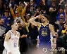 '톰프슨 3점포 12개 폭발' NBA 골든스테이트, 커리 없이 2연승