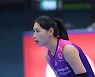 승리 이끈 '배구 여제' 김연경 "우승 기회, 놓치고 싶지 않다"