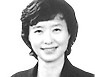 [이달의 예술] 인화지에 찍힌 시대의 음영