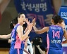 여자농구 '배혜윤 20점' 삼성생명, BNK 잡고 2위 도약