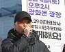 "159명에 대한 1000개의 궁금증이 발목을 붙잡습니다"