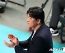 5위로 마무리 차상현 감독 "유독 힘들었던 시즌…내년엔 봄 배구"