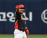 풀타임 첫해 '타점 3위' KIA 1루수, 8년만의 기록 찍고 주전 간다