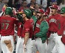 멕시코, 푸에르토리코 꺾고 사상 첫 WBC 4강행…‘일본 만난다’