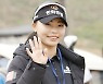 [Ms포토] 김지영 '2라운드 출발합니다'