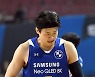 [MD포토] 이정현 '잔짜 손가락 아파요'