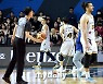 [MD포토] 이관희 '5반칙 퇴장'