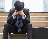 “4500원짜리 도시락 망설여져서 울었다”…박봉에 ‘탈출’ 공무원 2만명