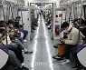 서울시 버스·지하철 혼잡도 정보 제공···“붐빌 땐 마스크 착용 권고”