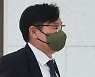 쌍방울 부회장 "이화영, 법정에서 허위 진술하라는 쪽지 건네"