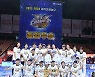 세월을 거스른 위성우 감독, NBA보며 공부한 사연은?